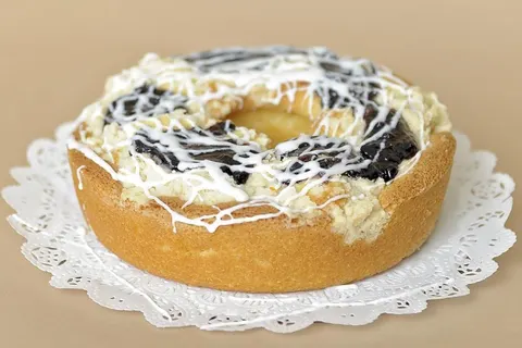 A ring-shaped coffeecake with icing